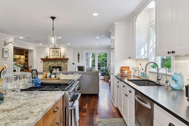 2938 Northview Road, Minnetonka Beach, MN 55391