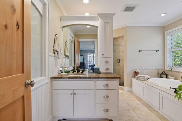 2938 Northview Road, Minnetonka Beach, MN 55391