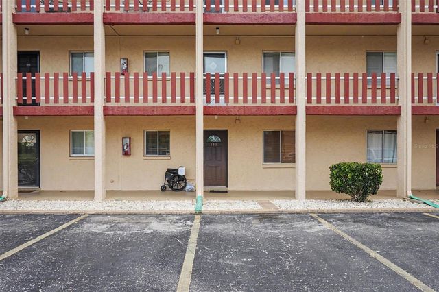 4009 LAKE BAYSHORE DRIVE 105, Bradenton, FL 34205