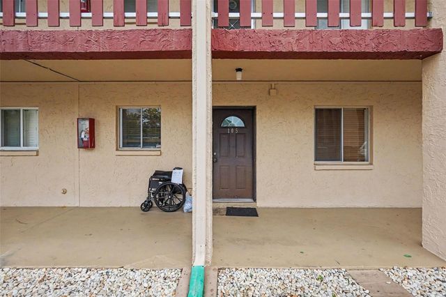 4009 LAKE BAYSHORE DRIVE 105, Bradenton, FL 34205