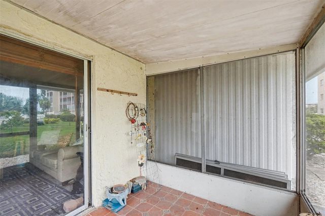 4009 LAKE BAYSHORE DRIVE 105, Bradenton, FL 34205
