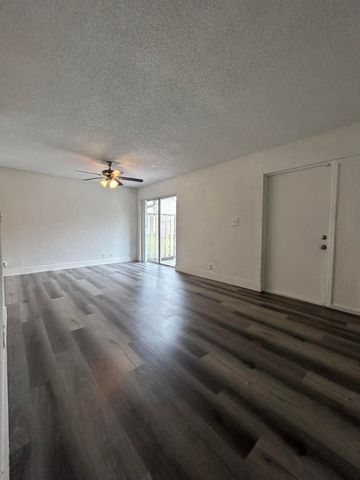 2229 NW 59th Avenue 70-c, Lauderhill, FL 33313