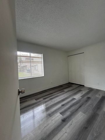 2229 NW 59th Avenue 70-c, Lauderhill, FL 33313