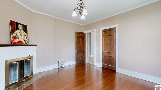 1007 Poplar St, Murray, KY 42071