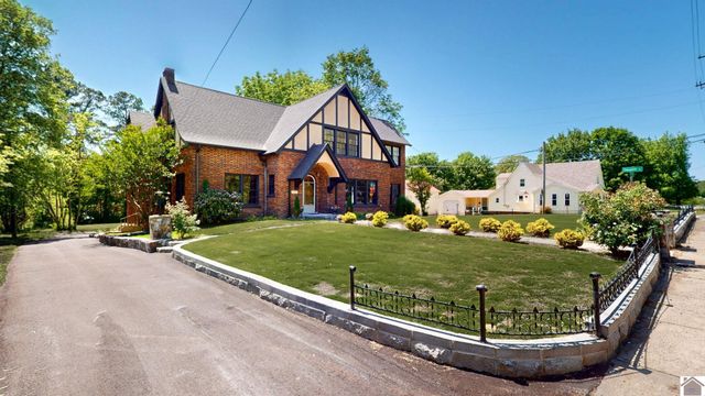 1007 Poplar St, Murray, KY 42071