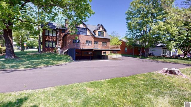 1007 Poplar St, Murray, KY 42071