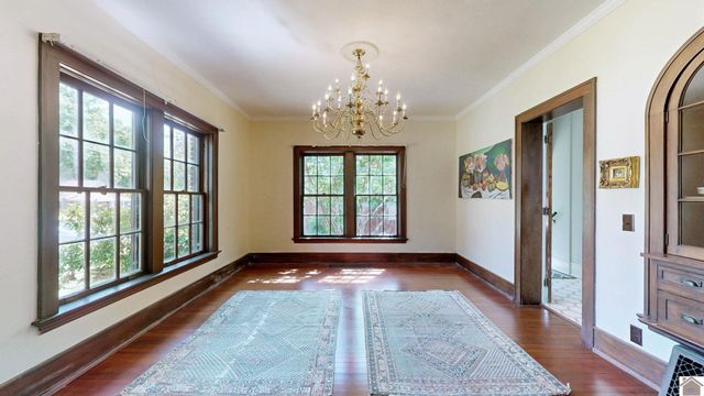 1007 Poplar St, Murray, KY 42071