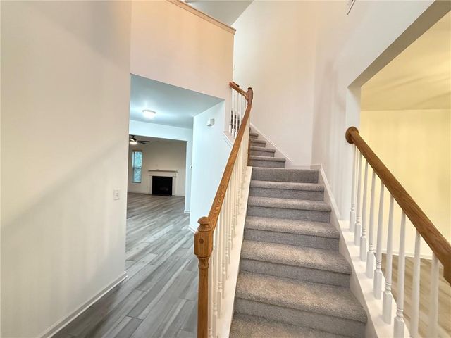 3925 Dunaire Drive, Stone Mountain, GA 30083