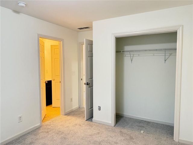 3925 Dunaire Drive, Stone Mountain, GA 30083