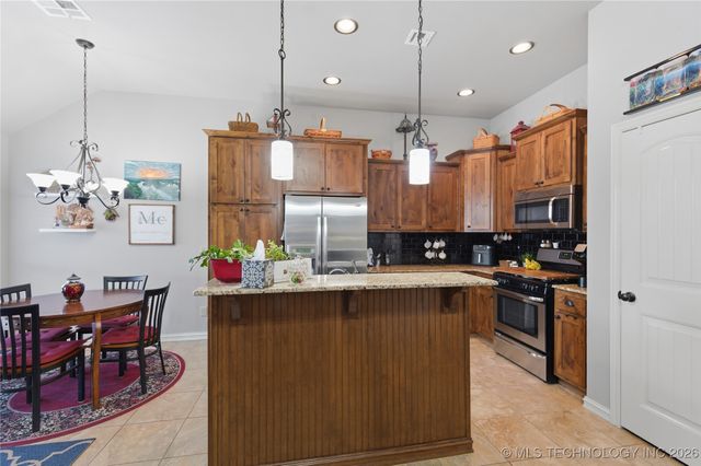 18709 E 49th Place, Tulsa, OK 74134