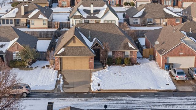 18709 E 49th Place, Tulsa, OK 74134