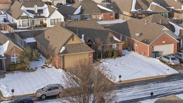 18709 E 49th Place, Tulsa, OK 74134