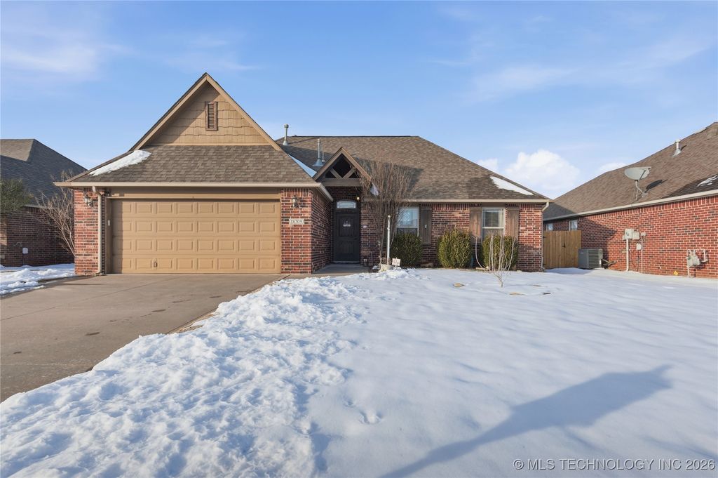 18709 E 49th Place, Tulsa, OK 74134