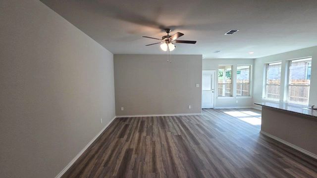 15629 LEINSTER Pass, Fort Worth, TX 76247