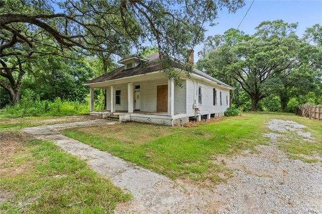 3614 Rebel Road W, Mobile, AL 36612