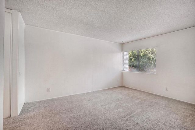 2959 Cowley Way 95, San Diego, CA 92117