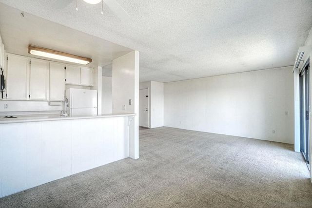 2959 Cowley Way 95, San Diego, CA 92117