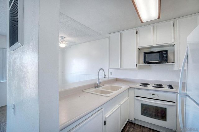 2959 Cowley Way 95, San Diego, CA 92117