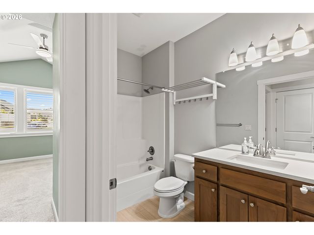 17405 Ne 19TH Dr, Ridgefield, WA 98642