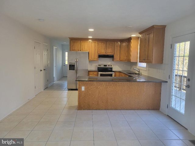 25 WHALING LN, Stafford, VA 22554