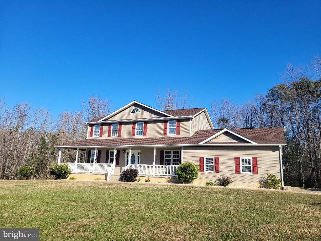 25 WHALING LN, Stafford, VA 22554