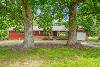 4595 East Farm Road 136, Springfield, MO 65809