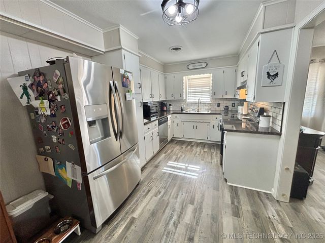 1303 H Street, Stigler, OK 74462