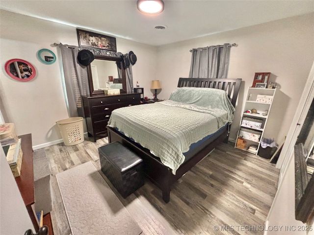 1303 H Street, Stigler, OK 74462