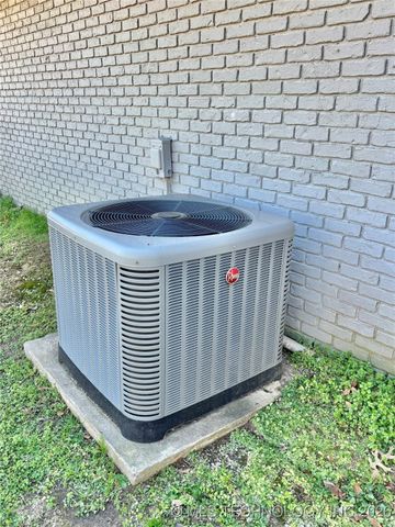 1303 H Street, Stigler, OK 74462