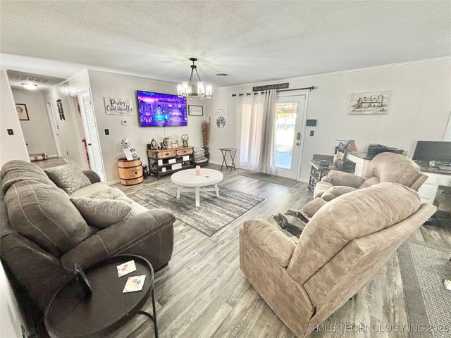 1303 H Street, Stigler, OK 74462