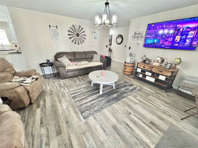 1303 H Street, Stigler, OK 74462