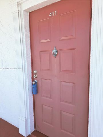 4140 NW 44th Ave 411, Lauderdale Lakes, FL 33319
