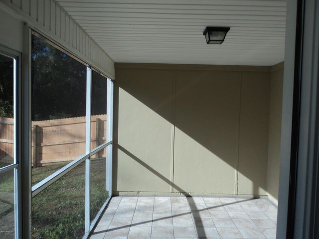 8126 HILSDALE Road, Jacksonville, FL 32216