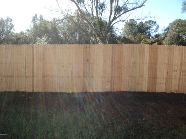8126 HILSDALE Road, Jacksonville, FL 32216
