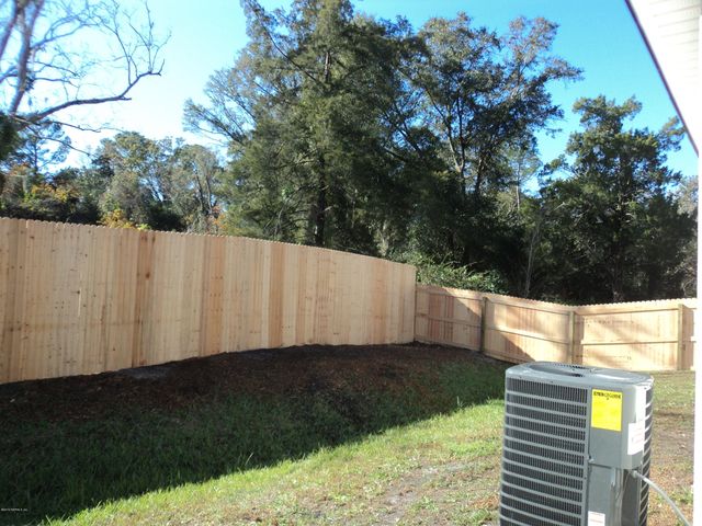 8126 HILSDALE Road, Jacksonville, FL 32216