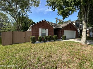 8126 HILSDALE Road, Jacksonville, FL 32216