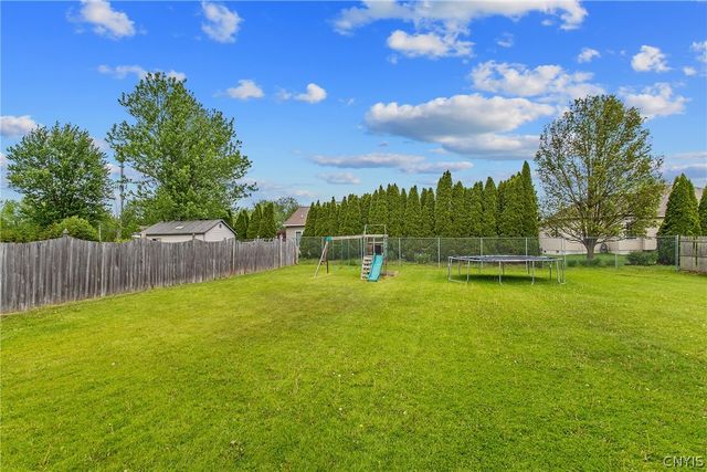 8326 Doreen Avenue, Cicero, NY 13039