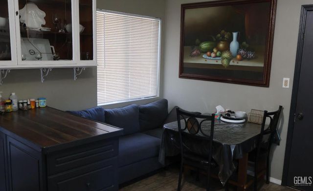 3815 Hoffman Avenue, Bakersfield, CA 93309