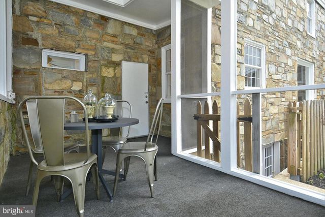 1717 JUNIPER ST NW, Washington, DC 20012