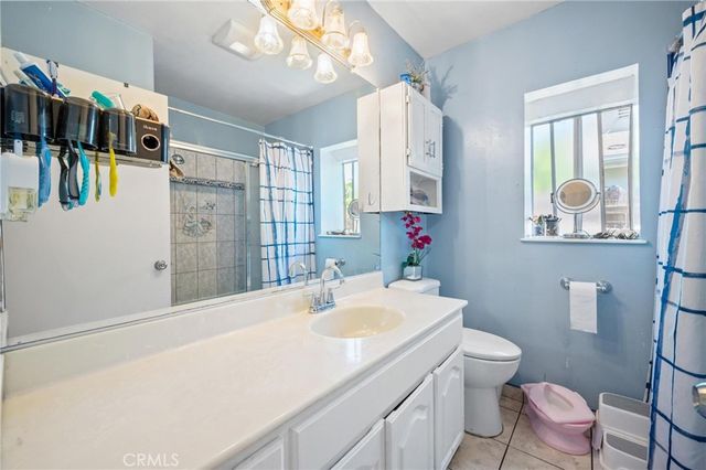 9168 Vena Avenue, Arleta, CA 91331