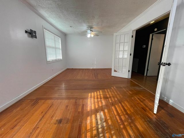 240 Hampton Road NW, Hartselle, AL 35640