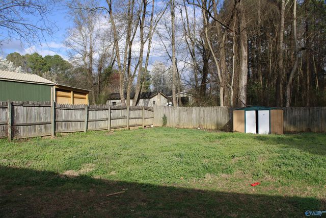 240 Hampton Road NW, Hartselle, AL 35640