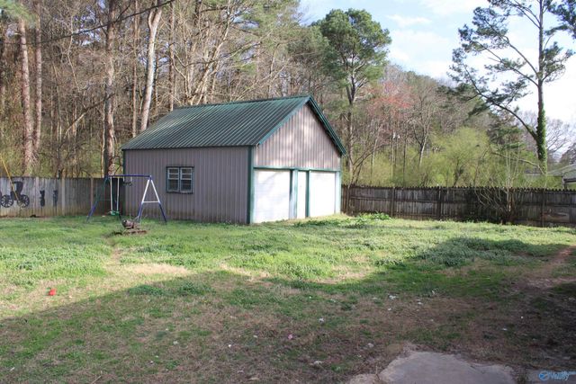 240 Hampton Road NW, Hartselle, AL 35640