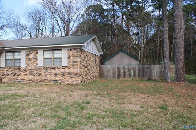 240 Hampton Road NW, Hartselle, AL 35640