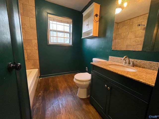 240 Hampton Road NW, Hartselle, AL 35640