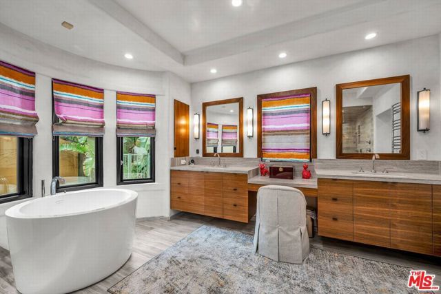 3110 Benedict Canyon Drive, Beverly Hills, CA 90210