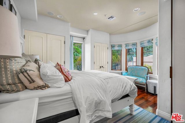 3110 Benedict Canyon Drive, Beverly Hills, CA 90210