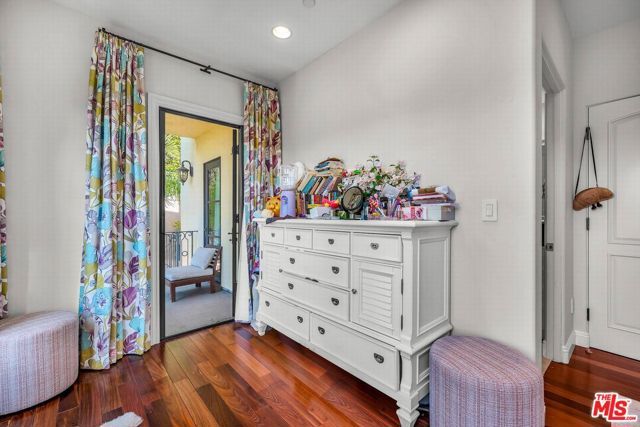 3110 Benedict Canyon Drive, Beverly Hills, CA 90210