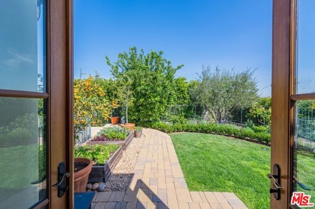 3110 Benedict Canyon Drive, Beverly Hills, CA 90210