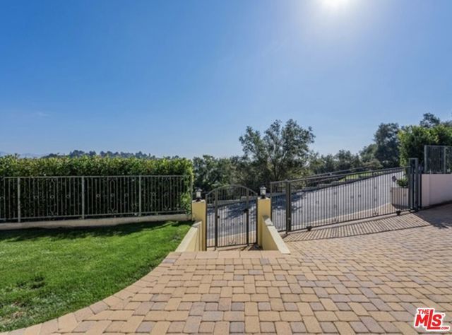 3110 Benedict Canyon Drive, Beverly Hills, CA 90210